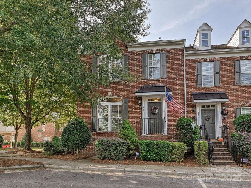 405 Armour Street, Davidson, NC 28036.  MLS# CAR4305471, YatesRealty ID 4227. 