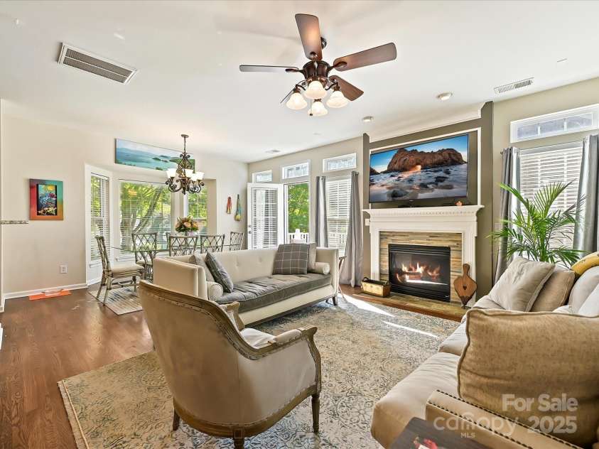 405 Armour Street, Davidson, NC 28036.  MLS# CAR4305471, YatesRealty ID 4227. 