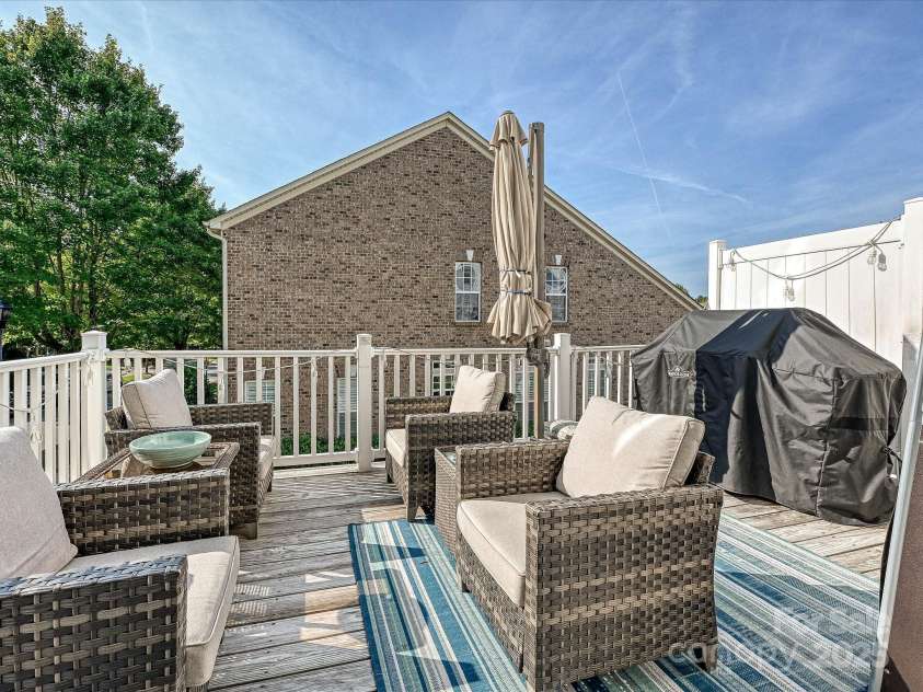 405 Armour Street, Davidson, NC 28036.  MLS# CAR4305471, YatesRealty ID 4227. 