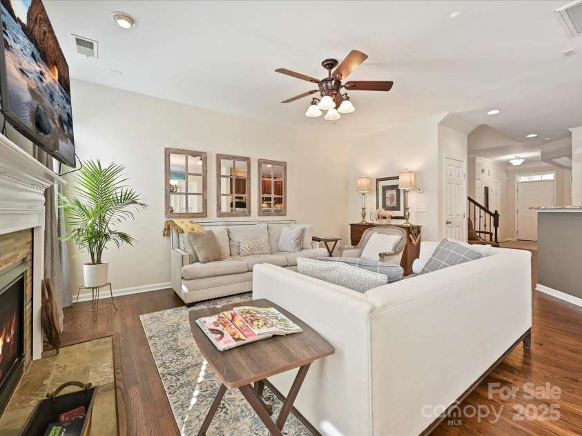 405 Armour Street, Davidson, NC 28036.  MLS# CAR4305471, YatesRealty ID 4227. 