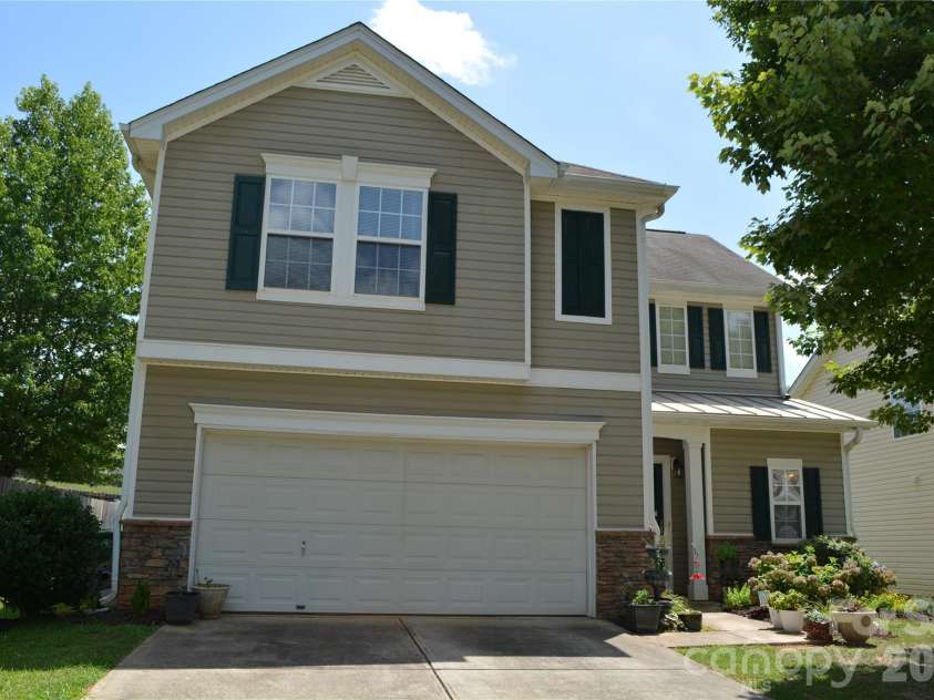 4351 Stone Mountain Drive, Gastonia, NC 28054.  MLS# CAR4407773, YatesRealty ID 42270. 