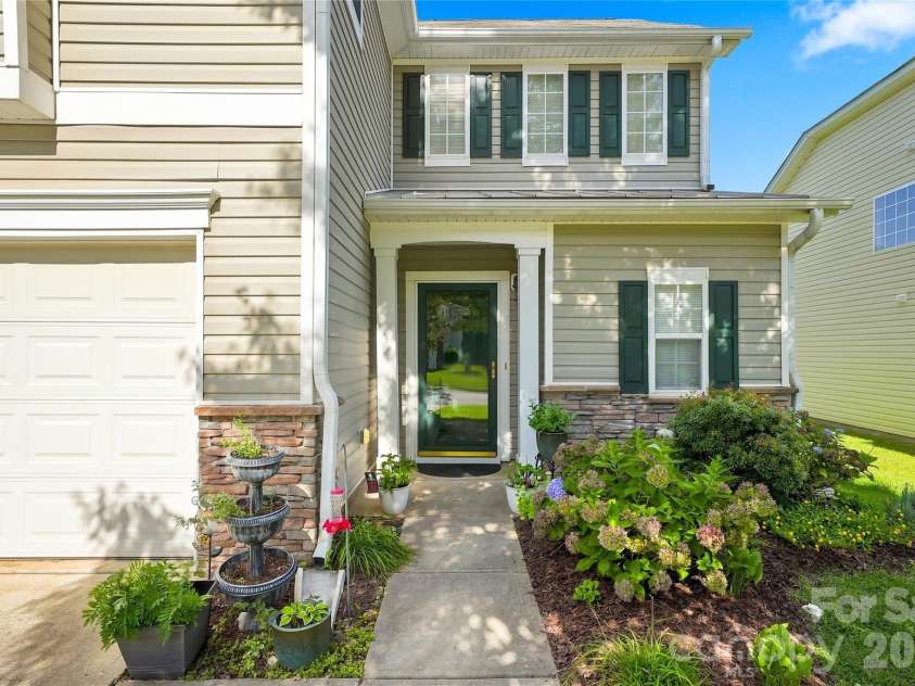 4351 Stone Mountain Drive, Gastonia, NC 28054.  MLS# CAR4407773, YatesRealty ID 42270. 