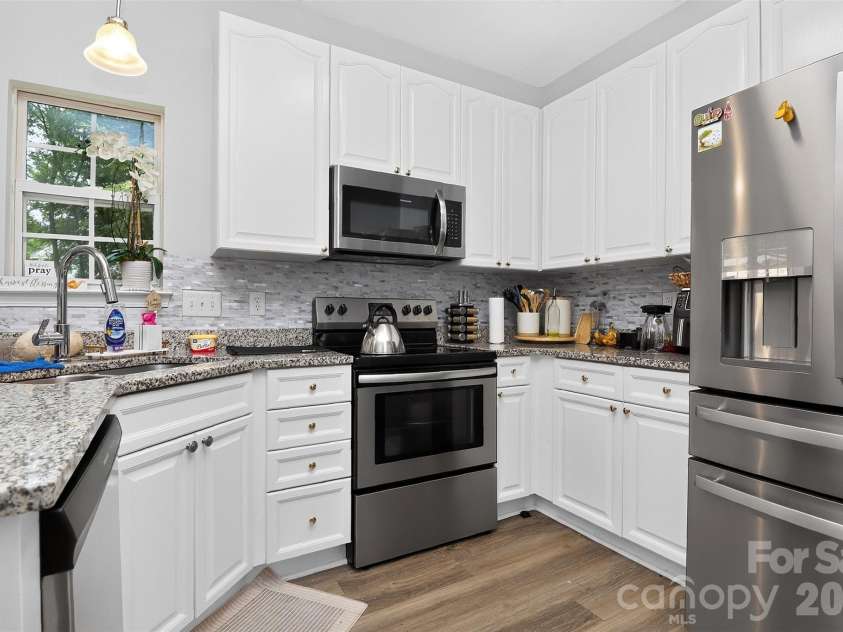 1523 Merrie Meadow Court, Rock Hill, SC 29732.  MLS# CAR4410416, YatesRealty ID 42271. 