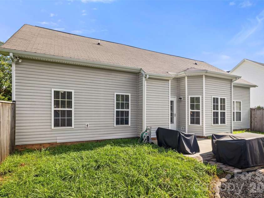 3205 Viola Lane, Monroe, NC 28110.  MLS# CAR4411884, YatesRealty ID 42272. 