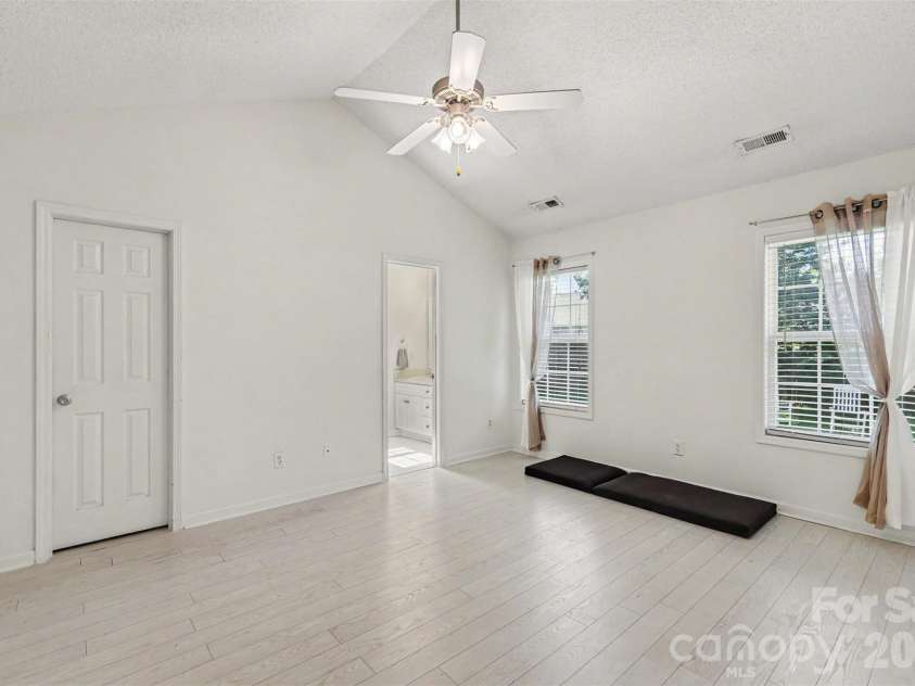 643 Trenholm Trail, Fort Mill, SC 29715.  MLS# CAR4411254, YatesRealty ID 42273. 