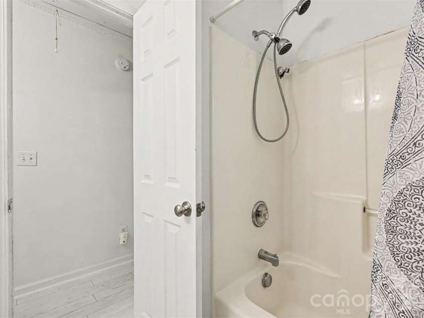 643 Trenholm Trail, Fort Mill, SC 29715.  MLS# CAR4411254, YatesRealty ID 42273. 