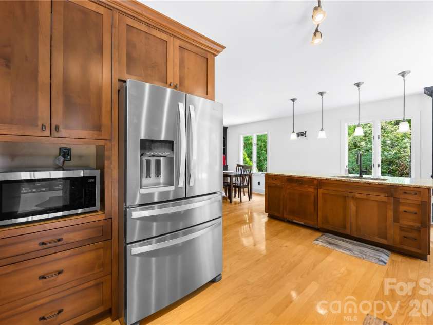 3406 Red Fox Trail, Matthews, NC 28104.  MLS# CAR4410433, YatesRealty ID 42275. 