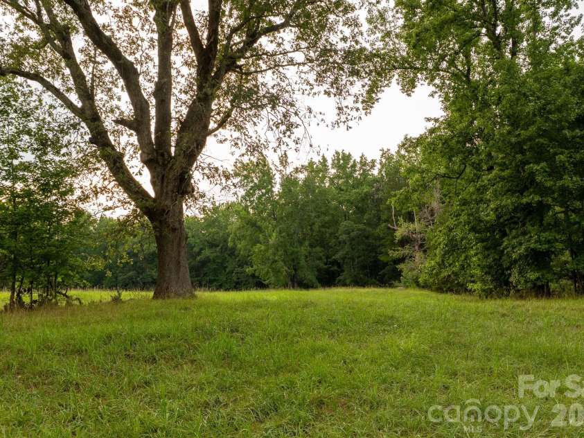 2800 Waxhaw Indian Trail Road, Waxhaw, NC 28173.  MLS# CAR4407694, YatesRealty ID 42276. 