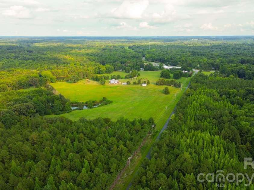 2800 Waxhaw Indian Trail Road, Waxhaw, NC 28173.  MLS# CAR4407694, YatesRealty ID 42276. 