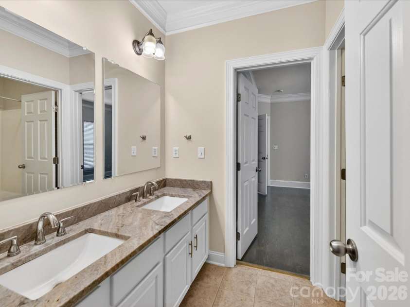 139 Corona Circle, Mooresville, NC 28117.  MLS# CAR4412660, YatesRealty ID 42278. 