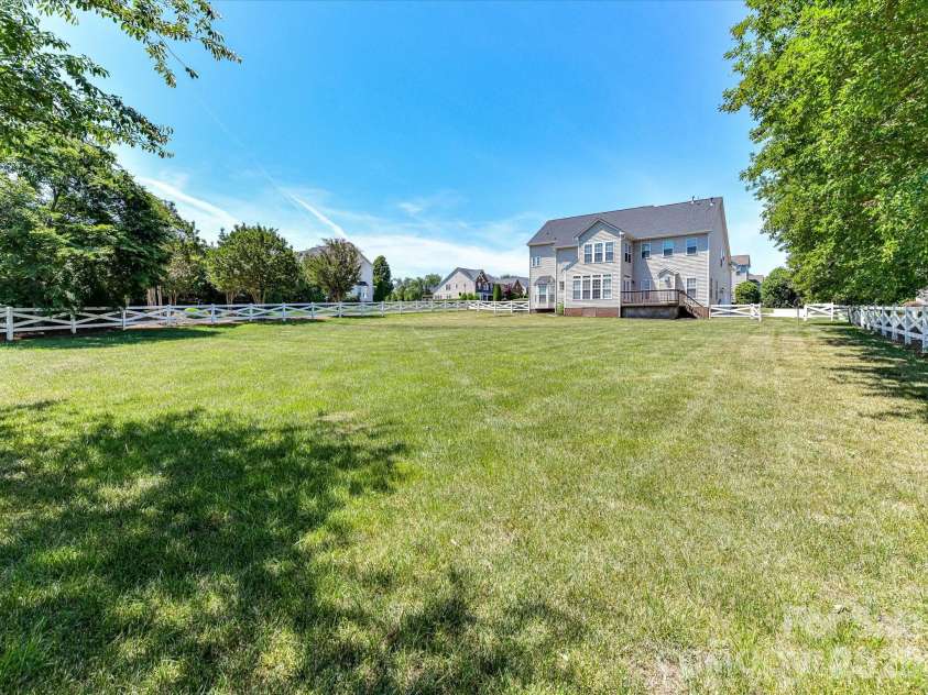 139 Corona Circle, Mooresville, NC 28117.  MLS# CAR4412660, YatesRealty ID 42278. 