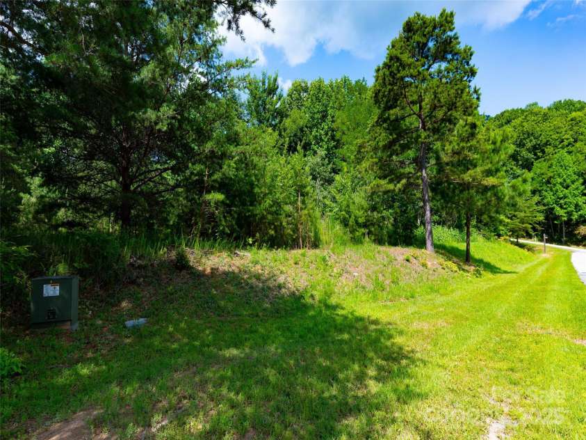 142 Elkton Court, Mill Spring, NC 28756.  MLS# CAR4226088, YatesRealty ID 4228. 