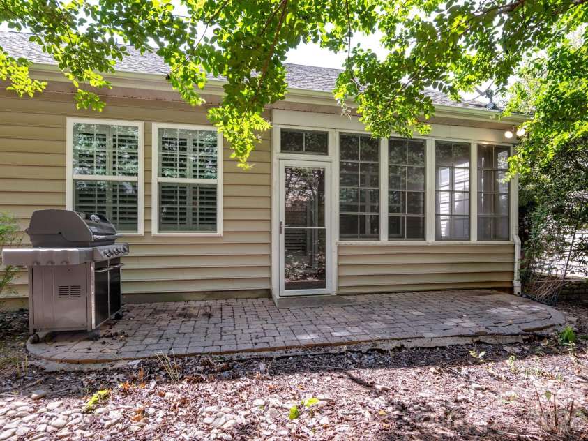 141 Carmen Way, Lancaster, SC 29720.  MLS# CAR4411730, YatesRealty ID 42283. 