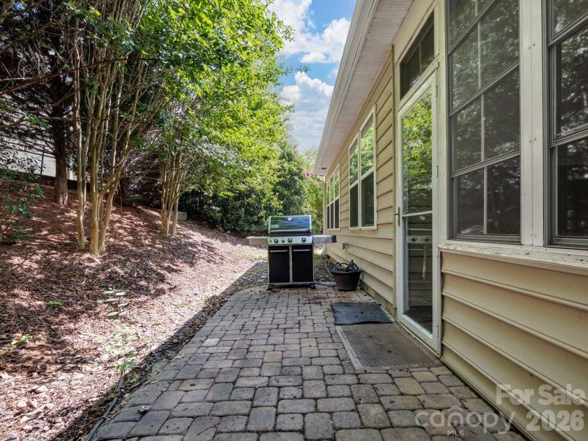141 Carmen Way, Lancaster, SC 29720.  MLS# CAR4411730, YatesRealty ID 42283. 