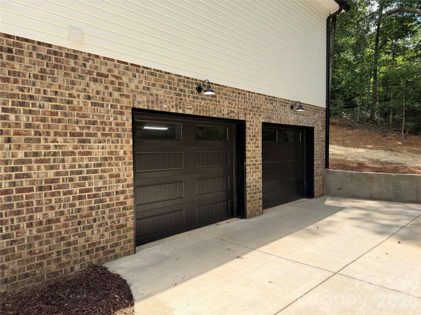 1135 Pinebrook Avenue, Valdese, NC 28690.  MLS# CAR4412091, YatesRealty ID 42284. 