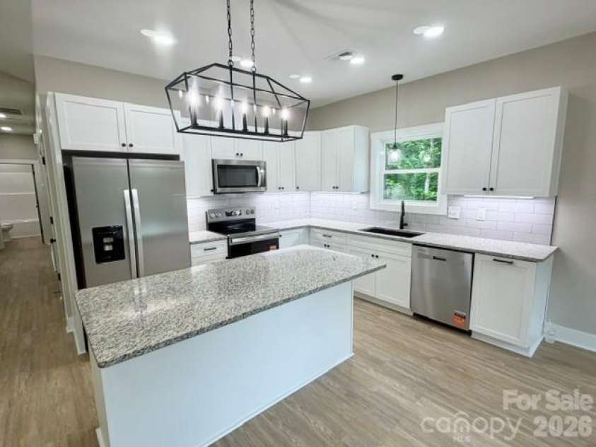 1135 Pinebrook Avenue, Valdese, NC 28690.  MLS# CAR4412091, YatesRealty ID 42284. 