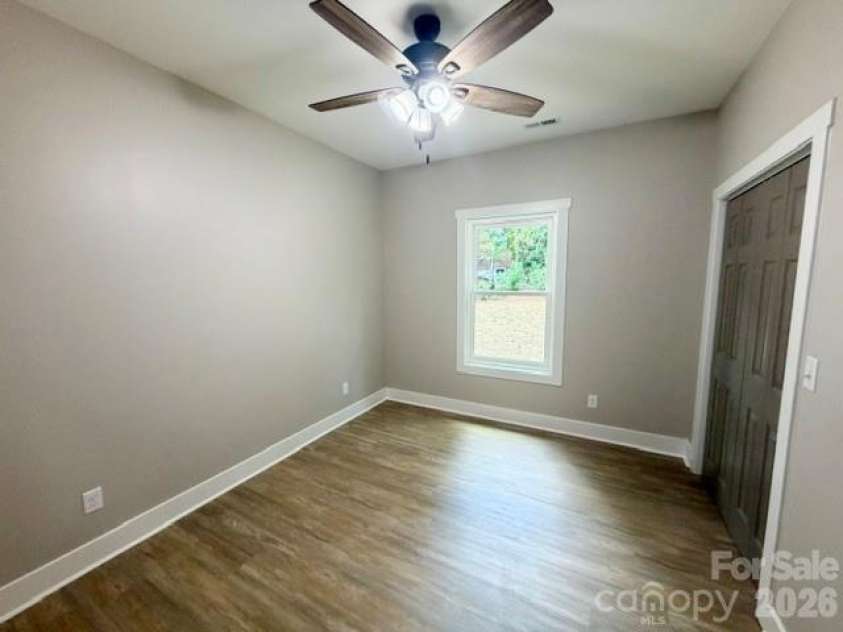 1135 Pinebrook Avenue, Valdese, NC 28690.  MLS# CAR4412091, YatesRealty ID 42284. 