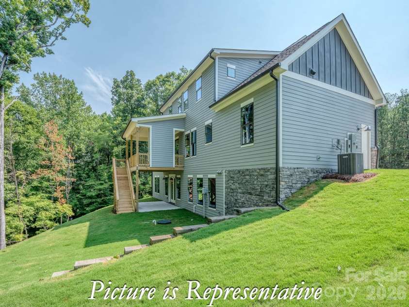 2809 Windswept Cove, York, SC 29745.  MLS# CAR4412690, YatesRealty ID 42285. 