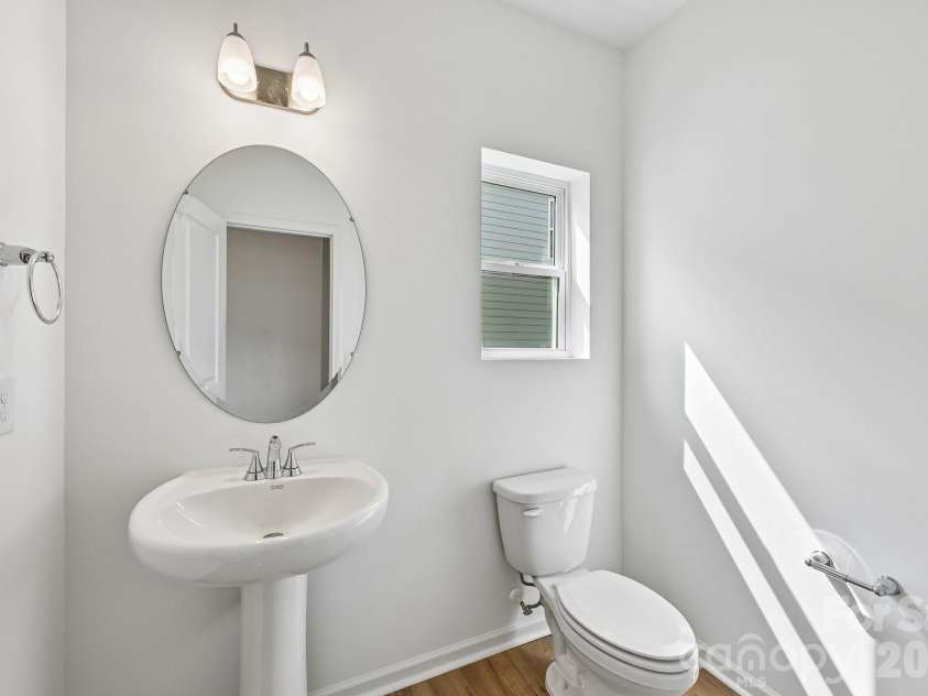 135 Borders Street, Statesville, NC 28677.  MLS# CAR4412703, YatesRealty ID 42289. 