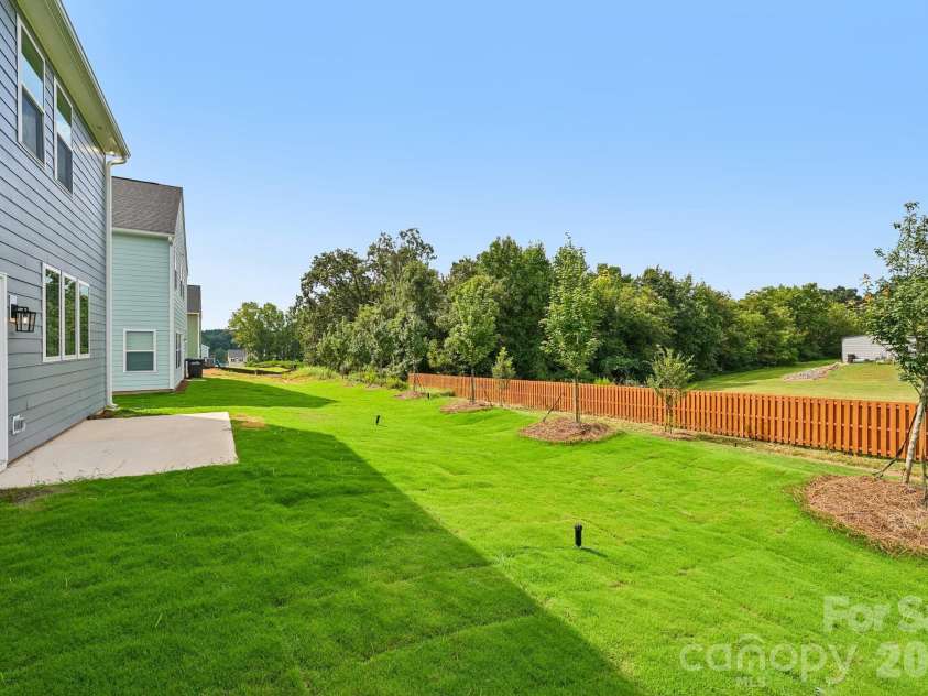 135 Borders Street, Statesville, NC 28677.  MLS# CAR4412703, YatesRealty ID 42289. 