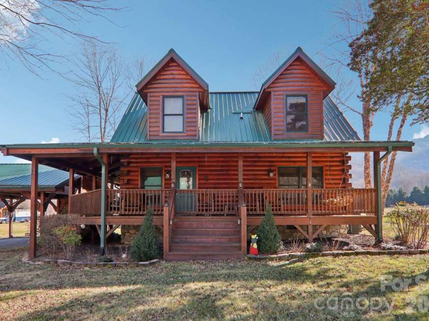 54 Meandering Way, Maggie Valley, NC 28751.  MLS# CAR4336056, YatesRealty ID 4229. 