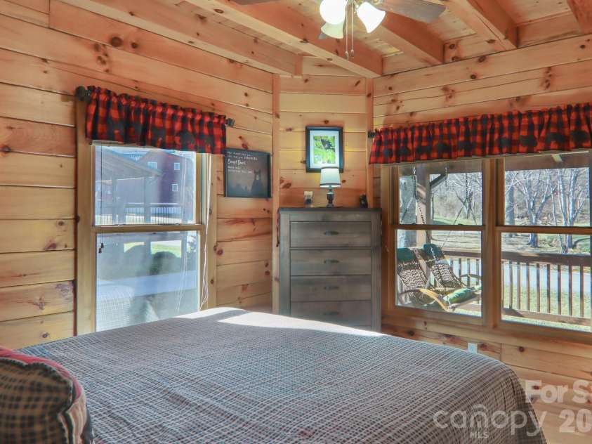 54 Meandering Way, Maggie Valley, NC 28751.  MLS# CAR4336056, YatesRealty ID 4229. 