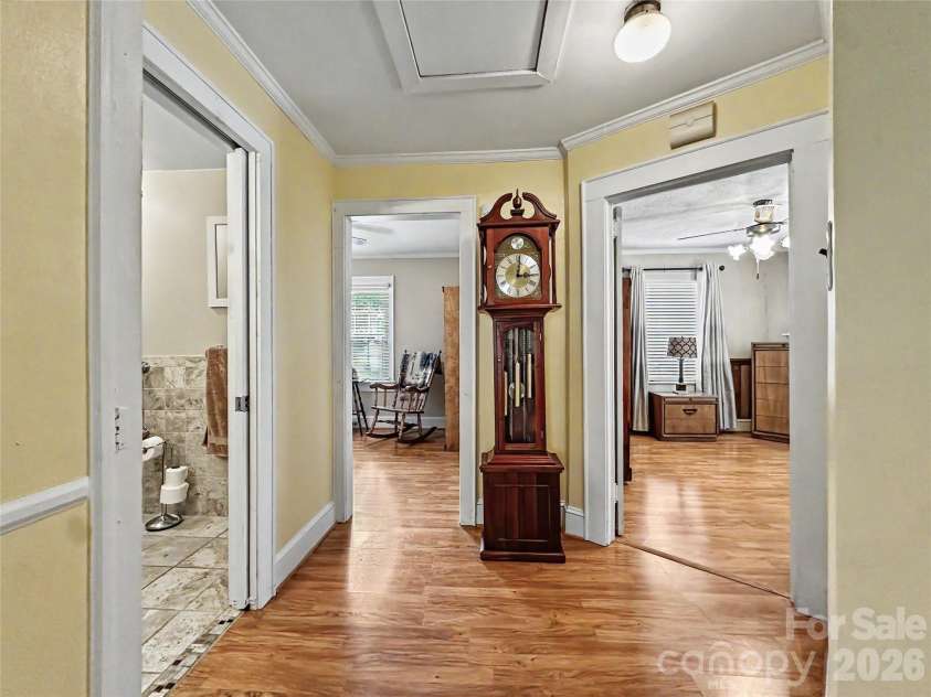 832 Baker Street, Statesville, NC 28677.  MLS# CAR4412636, YatesRealty ID 42290. 