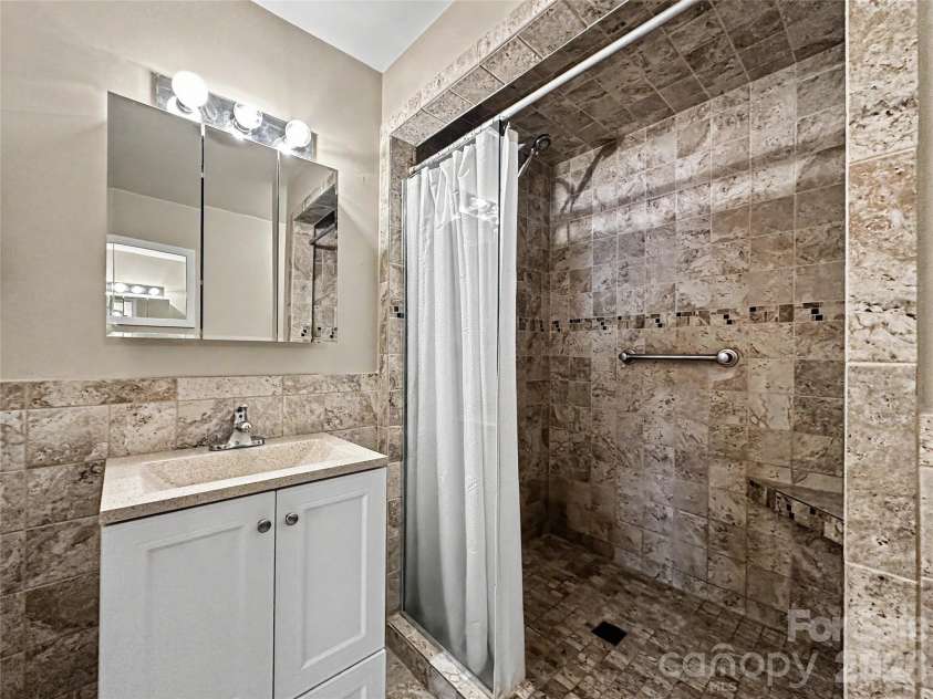 832 Baker Street, Statesville, NC 28677.  MLS# CAR4412636, YatesRealty ID 42290. 