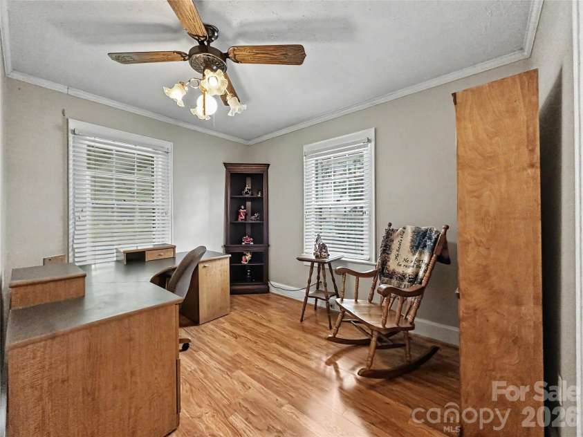 832 Baker Street, Statesville, NC 28677.  MLS# CAR4412636, YatesRealty ID 42290. 