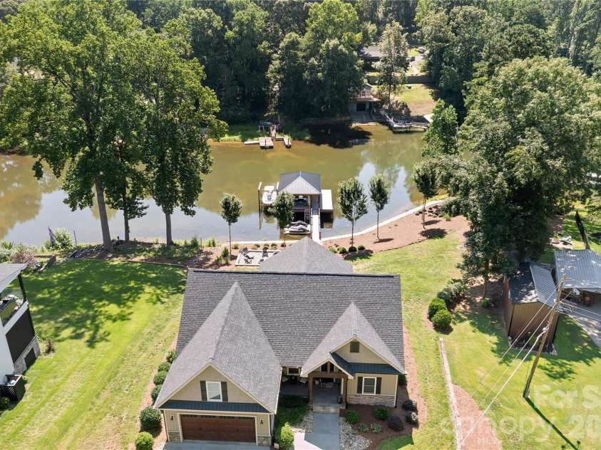 3931 Reid Circle, Sherrills Ford, NC 28673.  MLS# CAR4412399, YatesRealty ID 42297. 