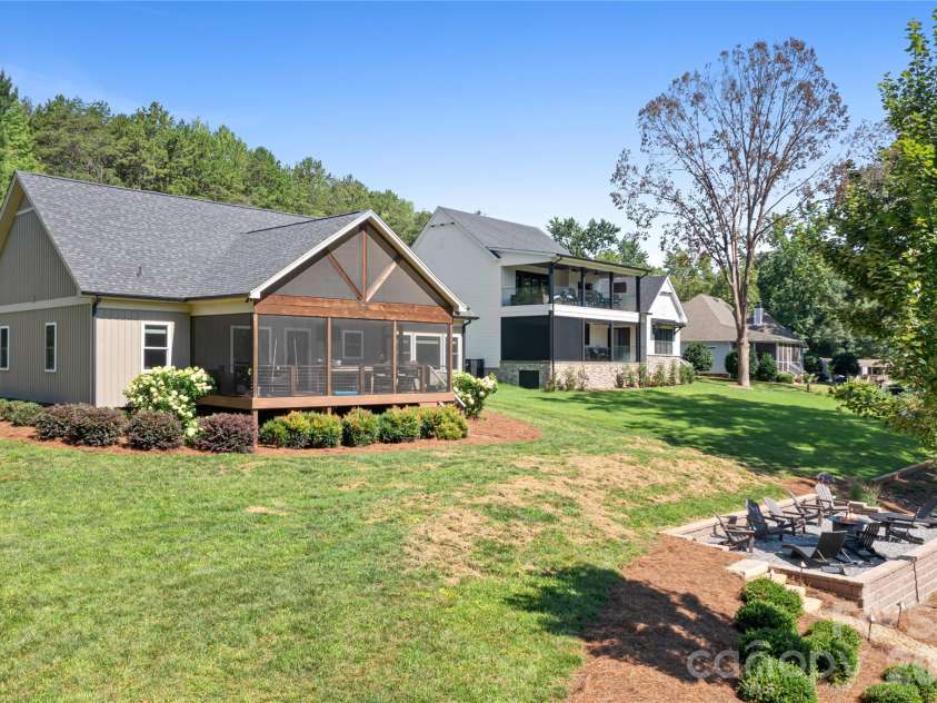 3931 Reid Circle, Sherrills Ford, NC 28673.  MLS# CAR4412399, YatesRealty ID 42297. 