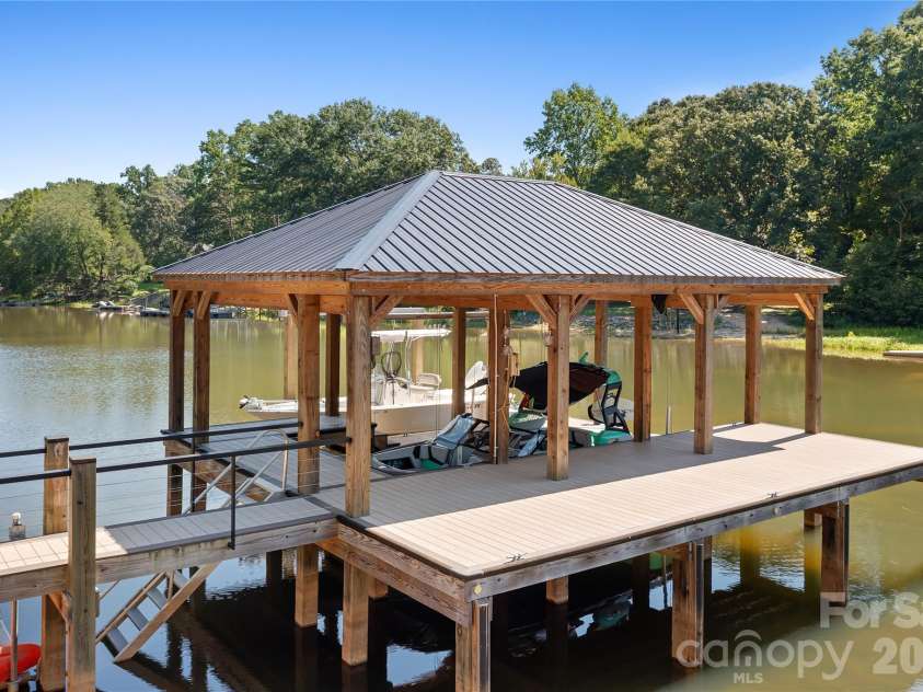 3931 Reid Circle, Sherrills Ford, NC 28673.  MLS# CAR4412399, YatesRealty ID 42297. 
