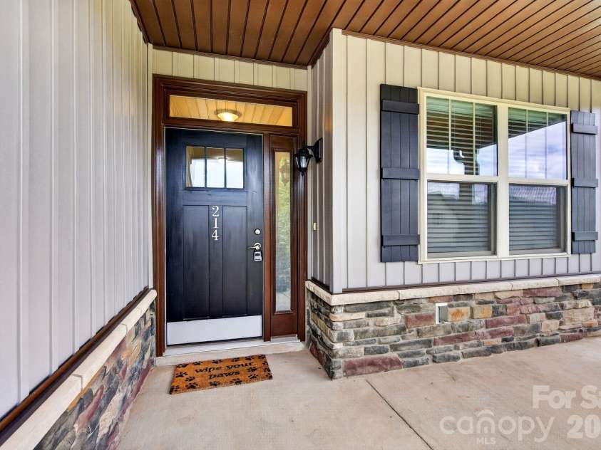 214 Water Leaf Drive, Weaverville, NC 28787.  MLS# CAR4411485, YatesRealty ID 42298. 