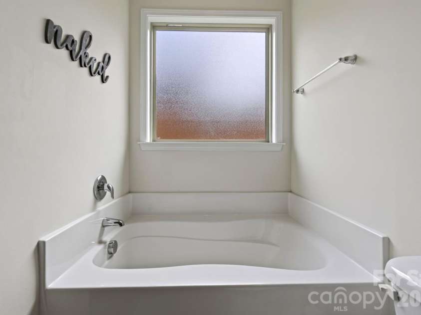 214 Water Leaf Drive, Weaverville, NC 28787.  MLS# CAR4411485, YatesRealty ID 42298. 