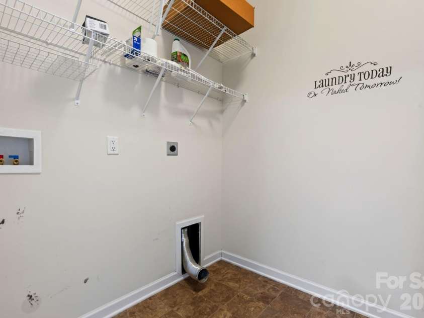 214 Water Leaf Drive, Weaverville, NC 28787.  MLS# CAR4411485, YatesRealty ID 42298. 