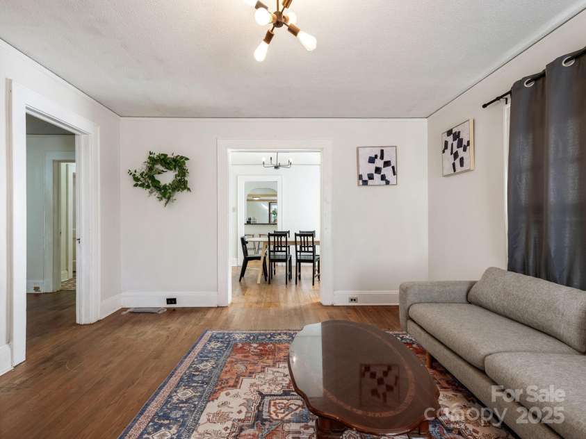 1008 Mable Avenue, Kannapolis, NC 28083.  MLS# CAR4322240, YatesRealty ID 423. Living Room
