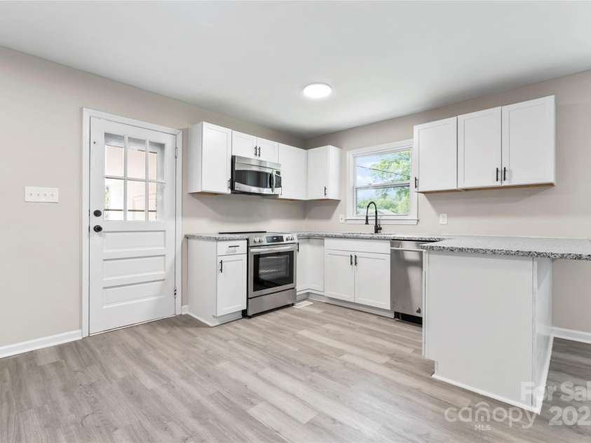 2697 Knotty Pine Drive, Lancaster, SC 29720.  MLS# CAR4308746, YatesRealty ID 4230. 