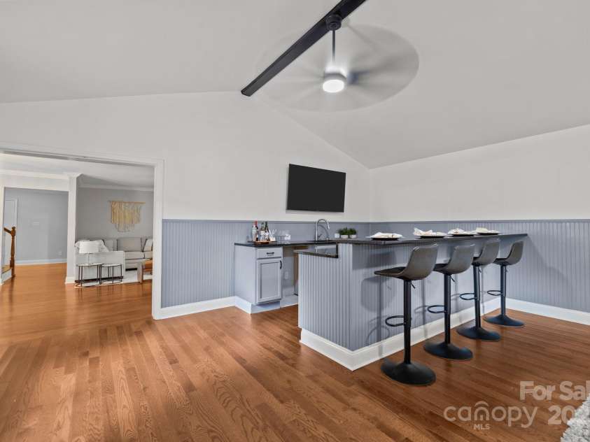 2733 Wellington Street, Rock Hill, SC 29732.  MLS# CAR4185422, YatesRealty ID 4230. Bonus Room kitchen/bar