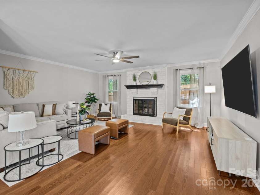 2733 Wellington Street, Rock Hill, SC 29732.  MLS# CAR4185422, YatesRealty ID 4230. Family Room