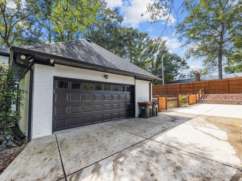 2733 Wellington Street, Rock Hill, SC 29732.  MLS# CAR4185422, YatesRealty ID 4230. Garage with brand new door