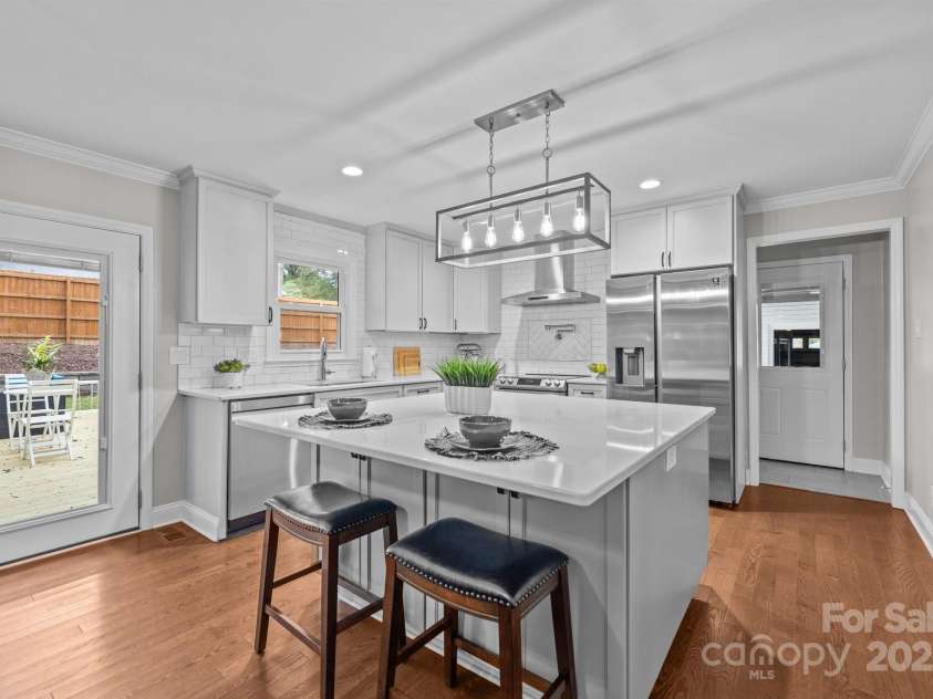 2733 Wellington Street, Rock Hill, SC 29732.  MLS# CAR4185422, YatesRealty ID 4230. Kitchen
