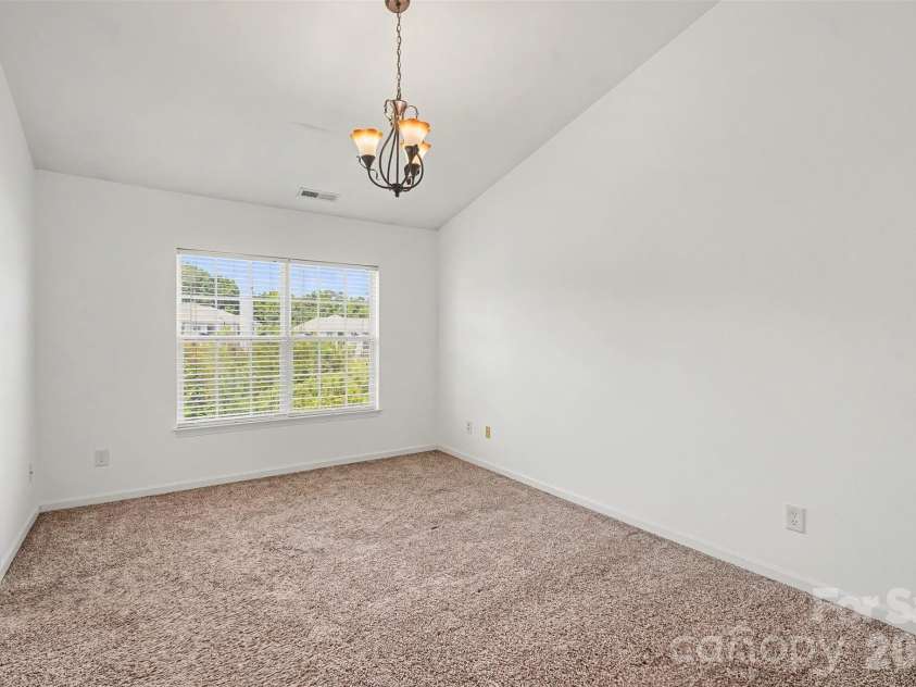 4759 Stoney Branch Drive, Charlotte, NC 28216.  MLS# CAR4412649, YatesRealty ID 42301. 