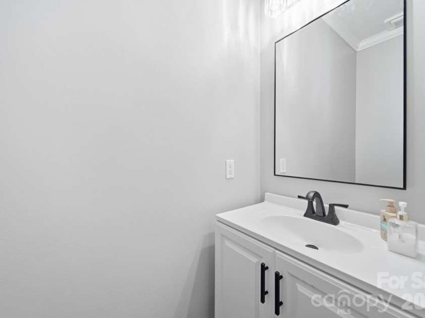 2415 Sweetbriar Lane, Rock Hill, SC 29732.  MLS# CAR4412828, YatesRealty ID 42303. 