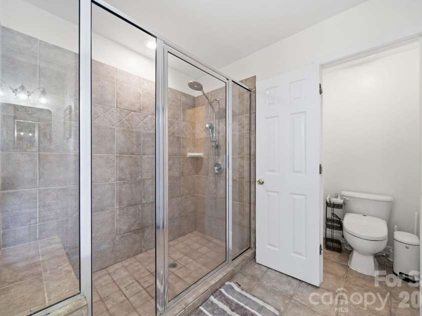 2415 Sweetbriar Lane, Rock Hill, SC 29732.  MLS# CAR4412828, YatesRealty ID 42303. 