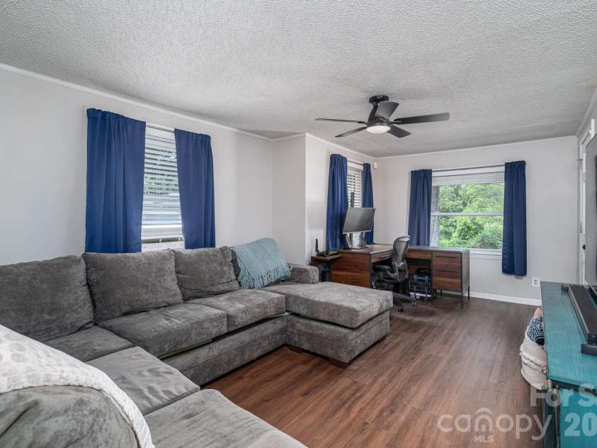2820 Westview Street, Gastonia, NC 28056.  MLS# CAR4412830, YatesRealty ID 42307. 