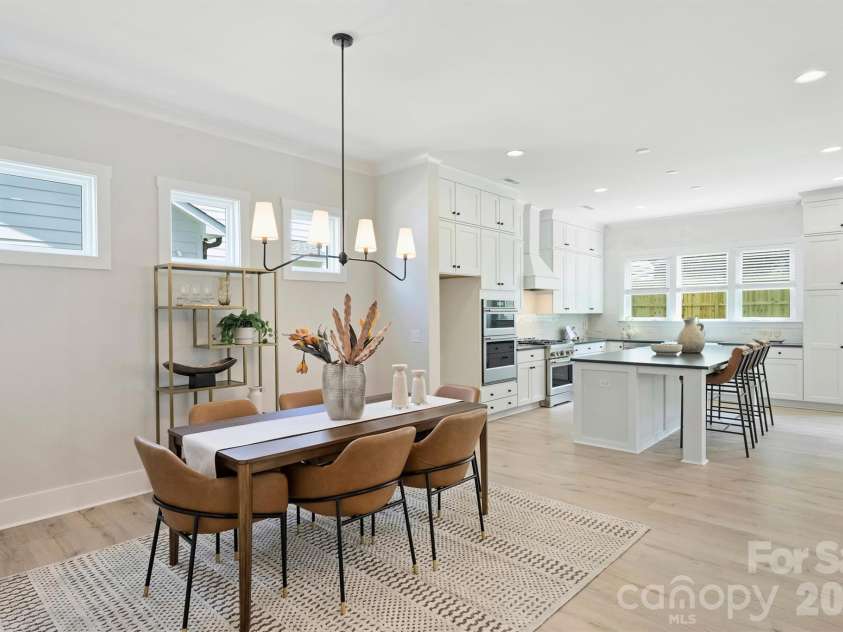 131 Gregg Street, Charlotte, NC 28208.  MLS# CAR4412148, YatesRealty ID 42308. 