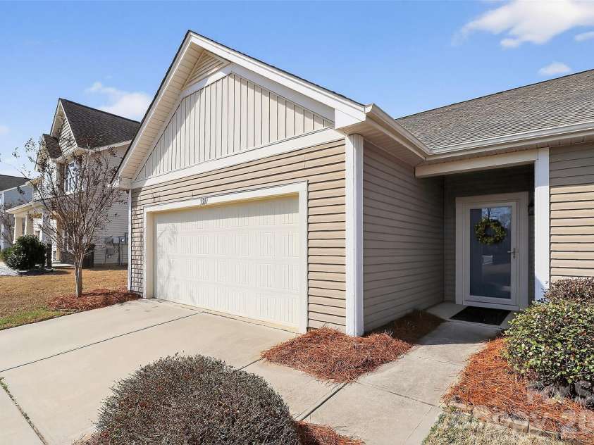 3217 Thorpe Lane, Clover, SC 29710.  MLS# CAR4352311, YatesRealty ID 4231. 