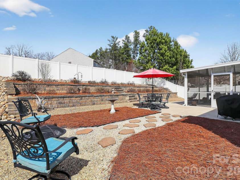 3217 Thorpe Lane, Clover, SC 29710.  MLS# CAR4352311, YatesRealty ID 4231. 
