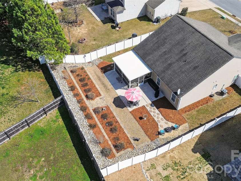 3217 Thorpe Lane, Clover, SC 29710.  MLS# CAR4352311, YatesRealty ID 4231. 