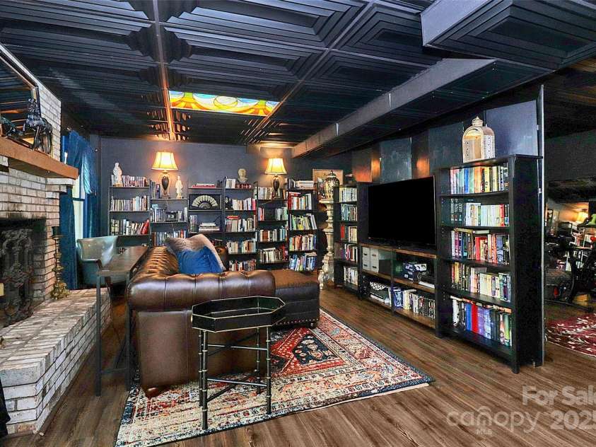 9200 Surrey Road, Mint Hill, NC 28227.  MLS# CAR4240728, YatesRealty ID 4231. 